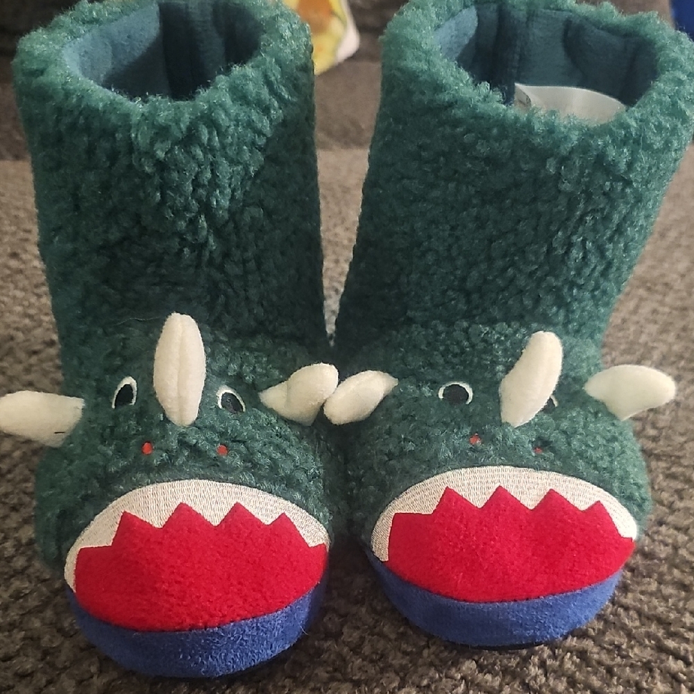 totes Green Dinosaur Kids Slippers